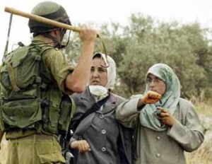 israeli-soldier-threatens27